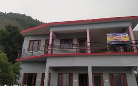 Ridhi Homestay Sari